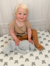 Load image into Gallery viewer, Cotbed fitted sheet , Sleepy Fox
