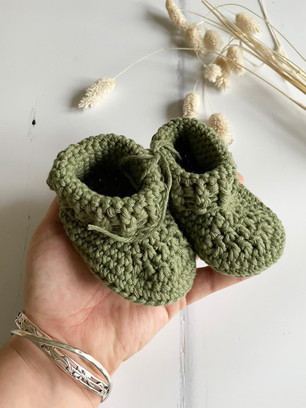 Crochet baby booties, Sage